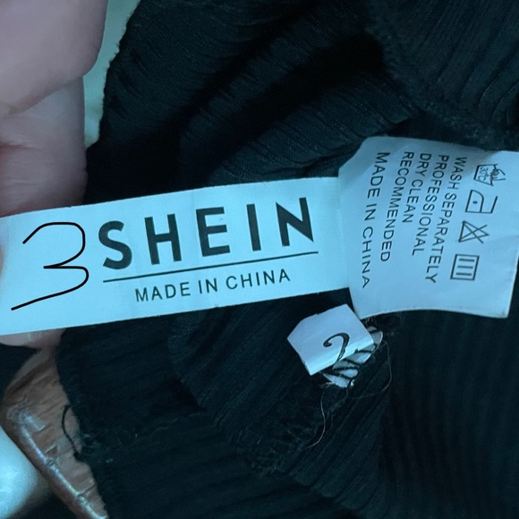 3 Shein Ribbed Crop Top Bundle! 2 Light Blue, 1 Black - Picture 9 of 9